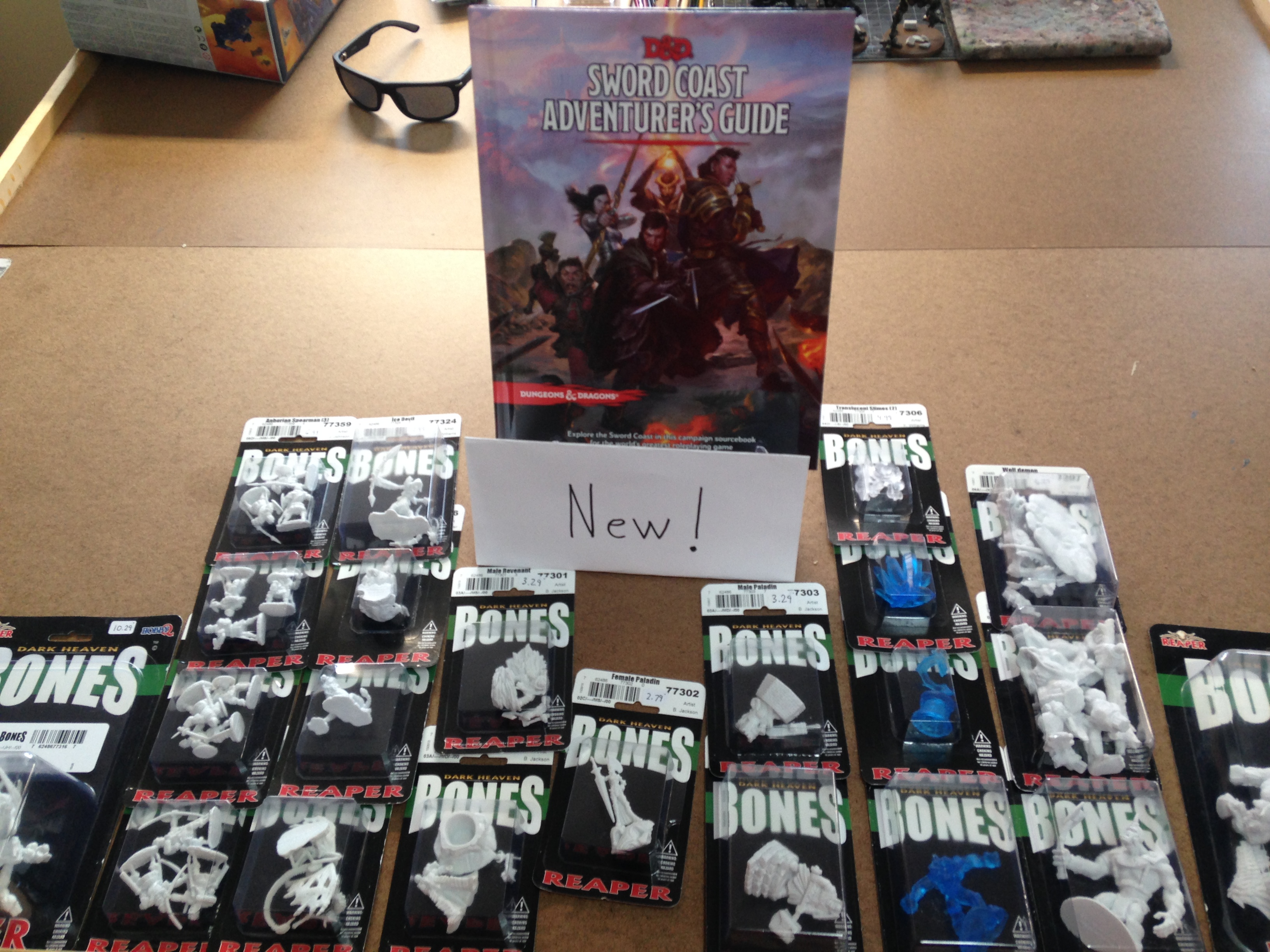 New in the Store! (10/4/15) Dungeons & Dragons and Reaper Bones!