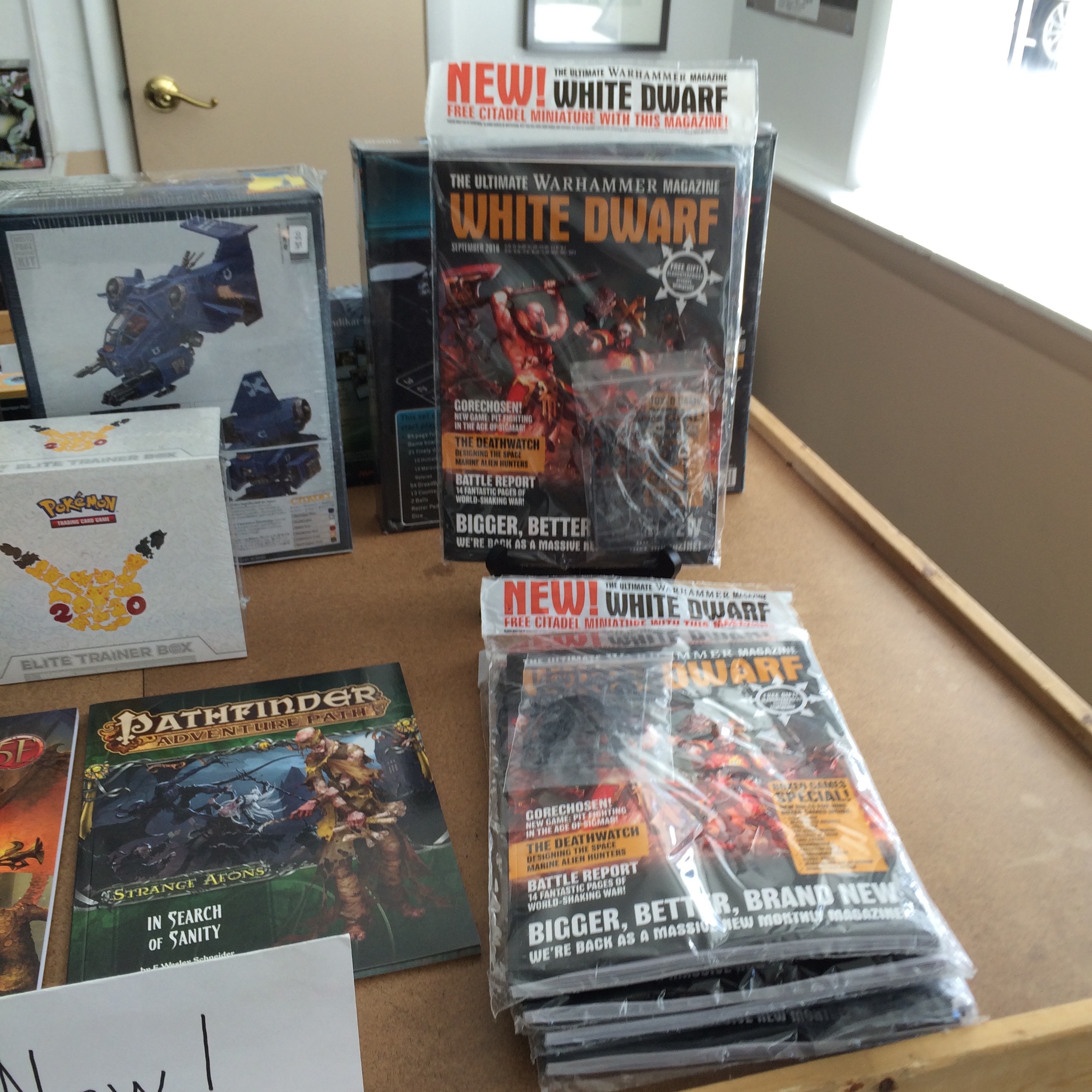 White Dwarf – More Content, New Rules, and a Free Miniature, Oh My!