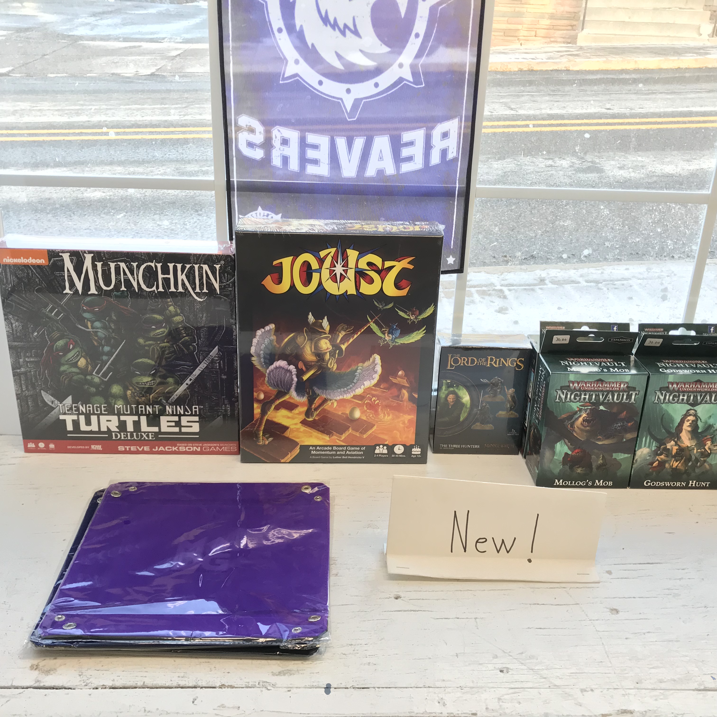 Folding Dice Trays, Joust, and TMNT Munchkin!