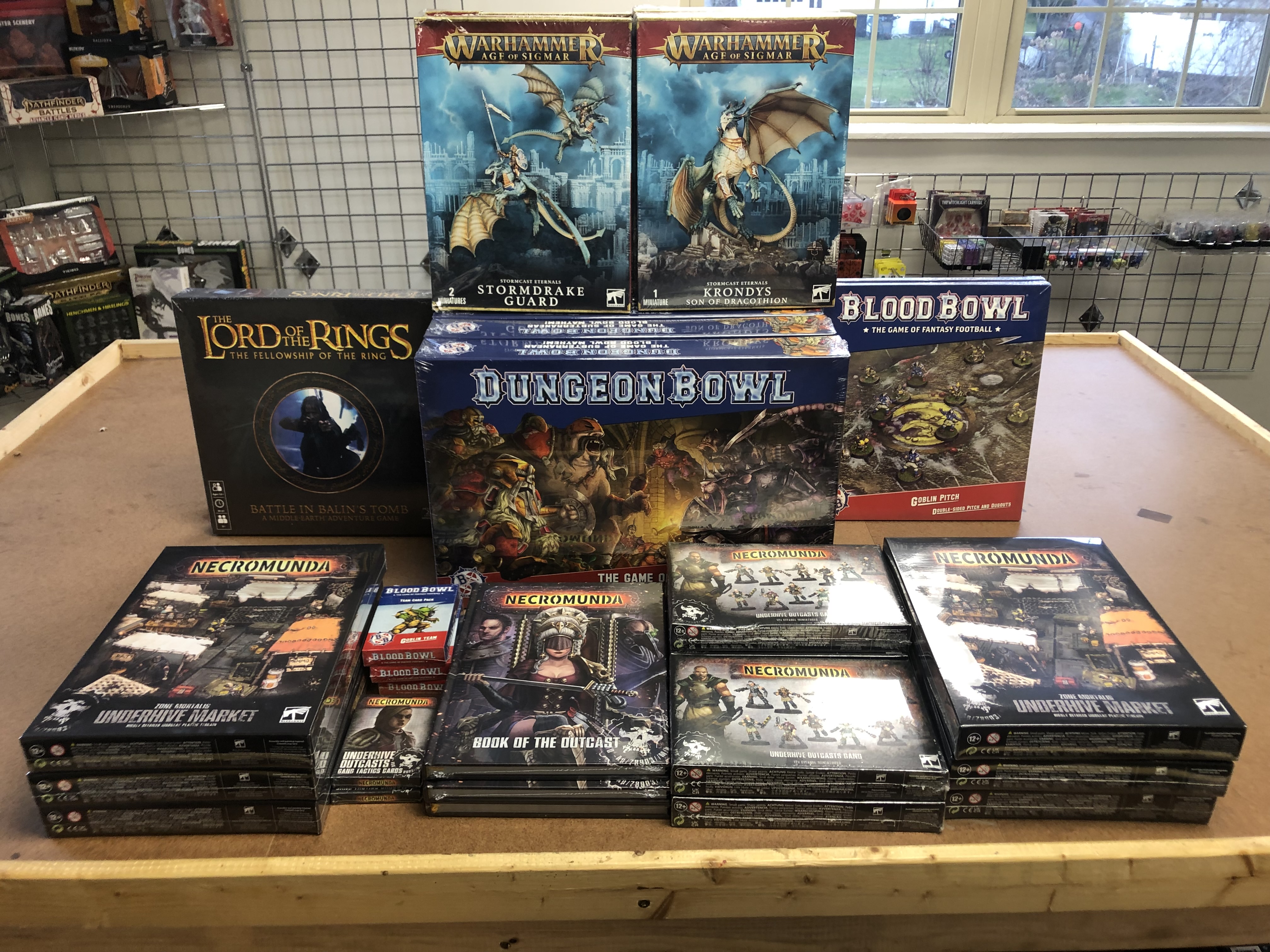 New AoS, Blood Bowl, Necromunda, and Star Wars Legion!